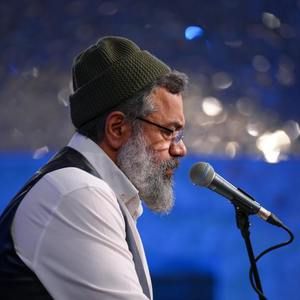 گاهی میان راه عقب را نگاه کن محمود کریمی
