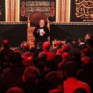 تنها مقیم خاک غریبان ولی عصر حسین سازور