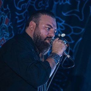 ماه صفر رسید آرش پیله ور