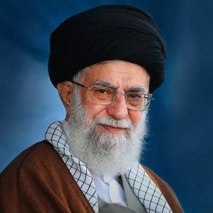 اشک بر حسین ع امام شهید آیت‌الله سیدعلی خامنه‌ای رحمه‌الله‌علیه