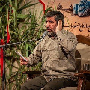 زود بیدار شدم تا سر ساعت برسم حاج مهدی سلحشور