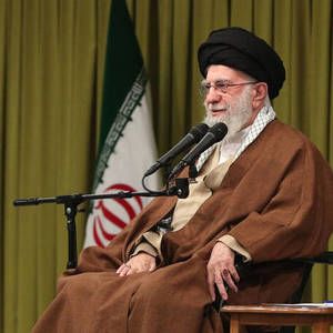 گزیده بیانات | پدیده مداحی امام شهید آیت‌الله سیدعلی خامنه‌ای رحمه‌الله‌علیه