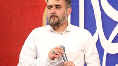 نماهنگ دلتنگ یه حسرت محمد حسین پویانفر