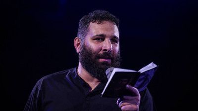 دنیا انگار به سر زندگیم آواره محمد حسین حدادیان