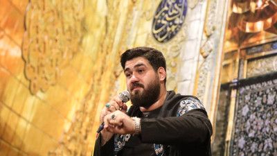 رو شونه هام حس میکنم گرمی دستاتو حسن عطایی
